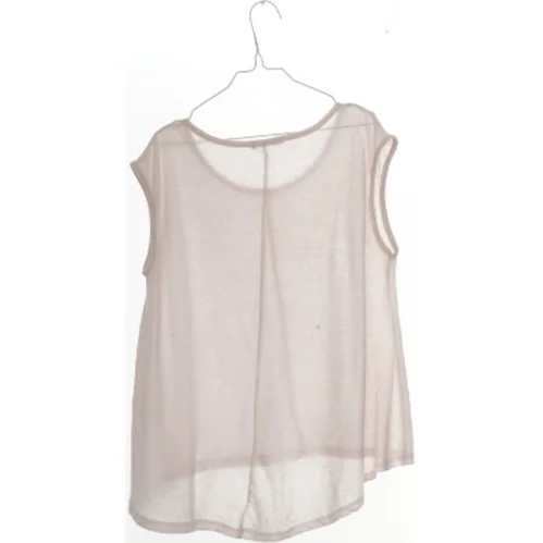 Transparent ærmeløs bluse fra Uniq Young (str. 146)