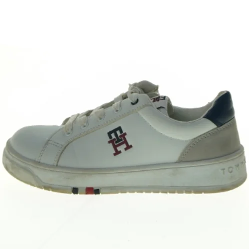 Sneakers fra Tommy Hilfiger (str. 35)