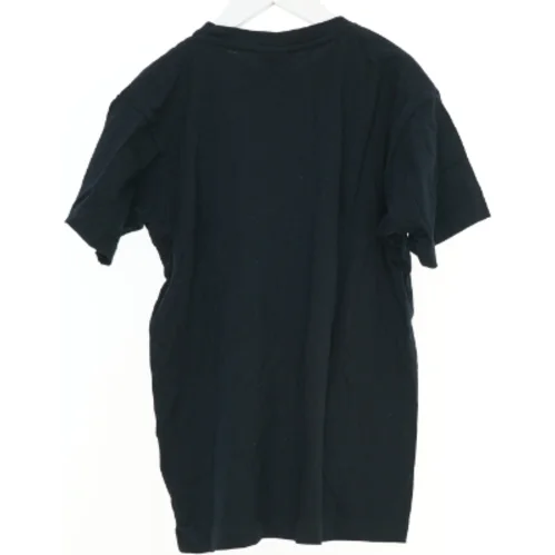 T-Shirt (str. 140 cm)