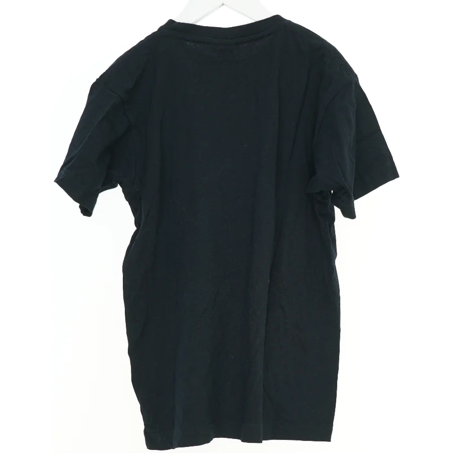 T-Shirt (str. 140 cm)