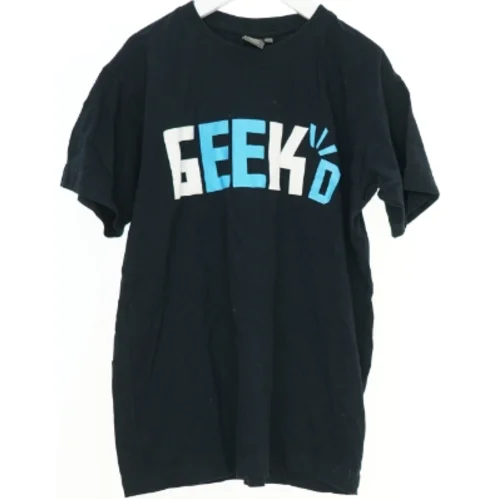 T-Shirt (str. 140 cm)