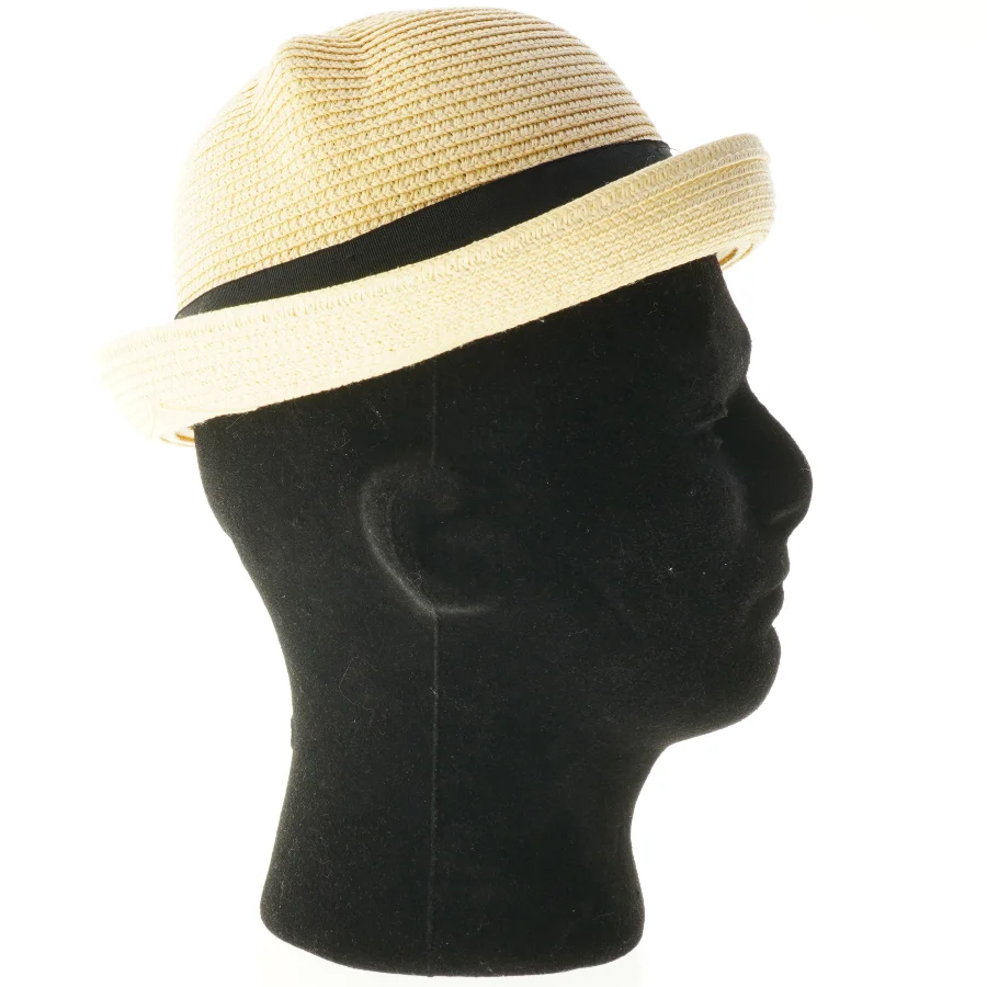 Stråhat fra H&M (str. 122 til 128)