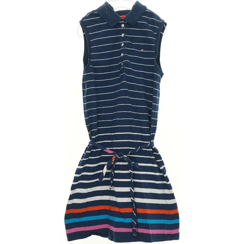 Kjole fra Tommy Hilfiger (str. 128 cm)