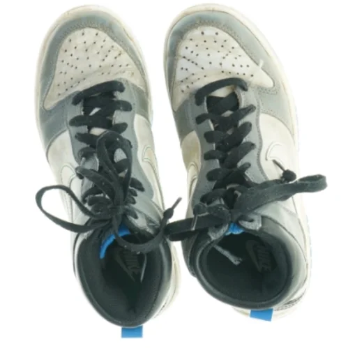 Brugte Nike Sneakers fra Nike (str. 36,5)