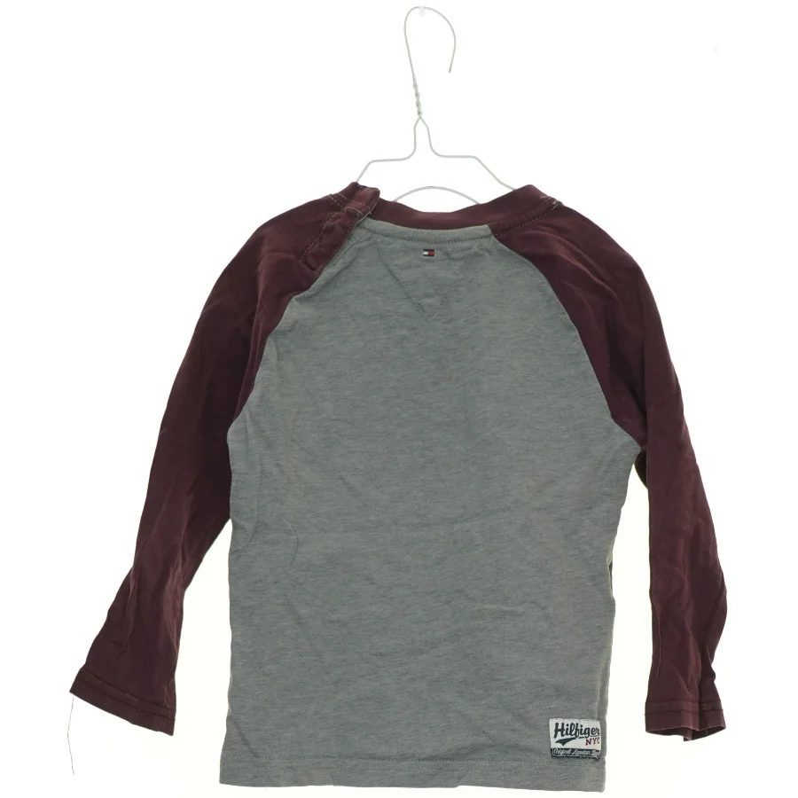 Bluse fra Tommy Hilfiger (str. 92 cm)