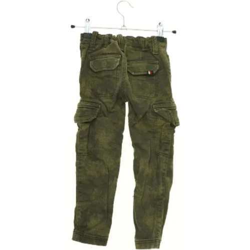 Jeans fra Tommy Hilfiger (str. 104 cm)