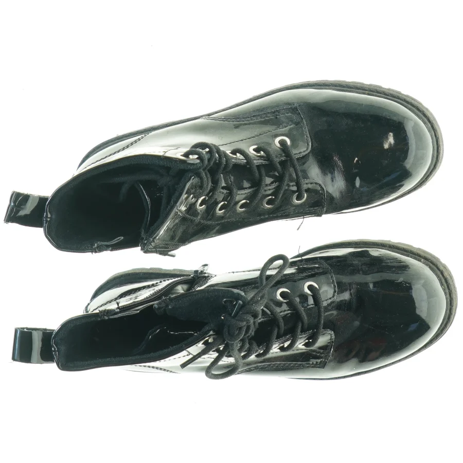 Sorte snørestøvler fra H&M (str. 36)