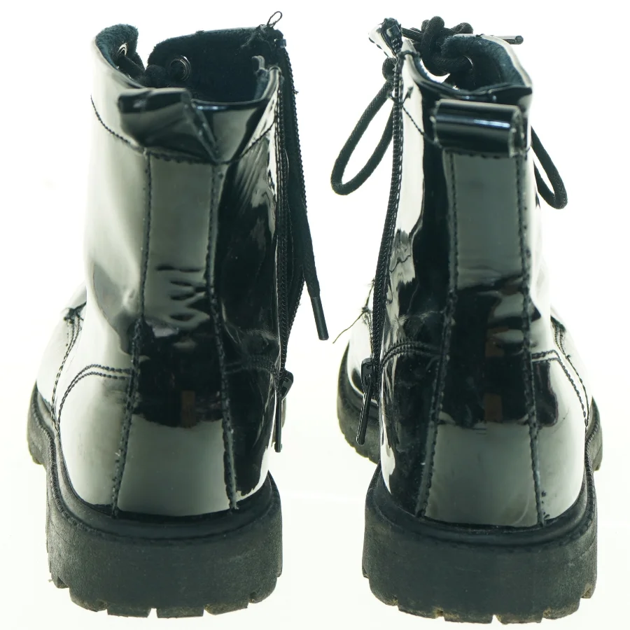 Sorte snørestøvler fra H&M (str. 36)