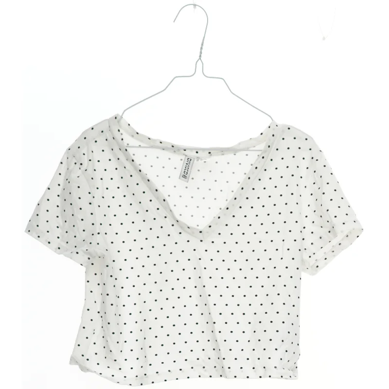 Hvid polkaprikket T-shirt fra Divided (str. S)