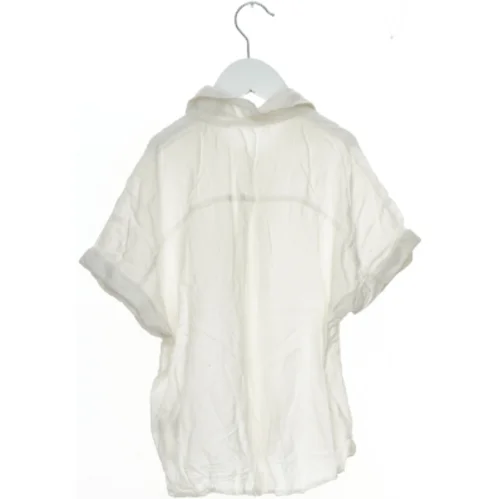 Hvid kortærmet skjorte fra H&M (str. 146)