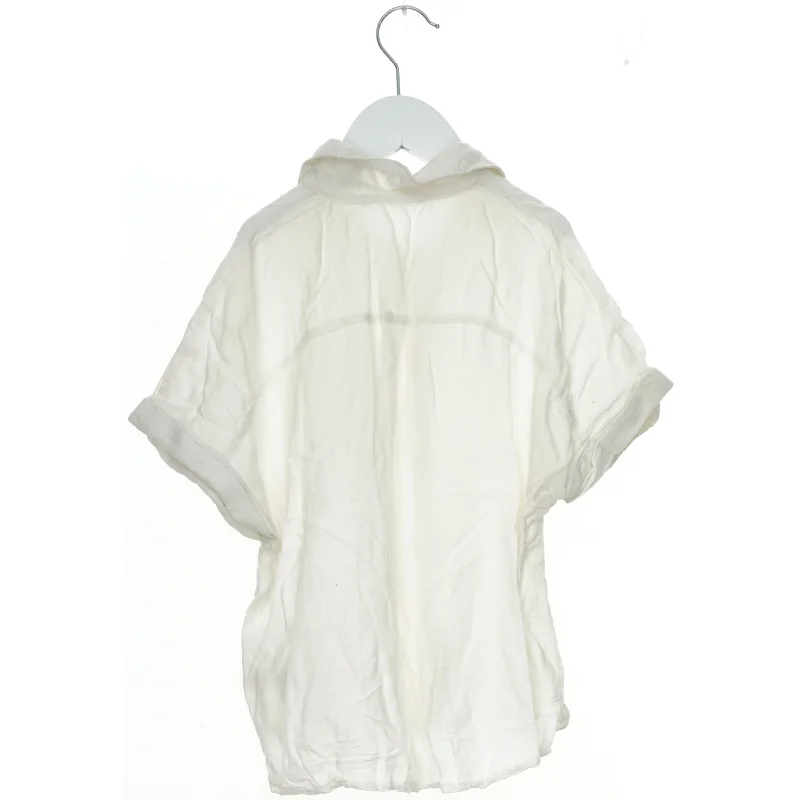 Hvid kortærmet skjorte fra H&M (str. 146)