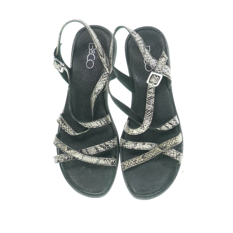 Sandaler  fra B&co (str. 40)