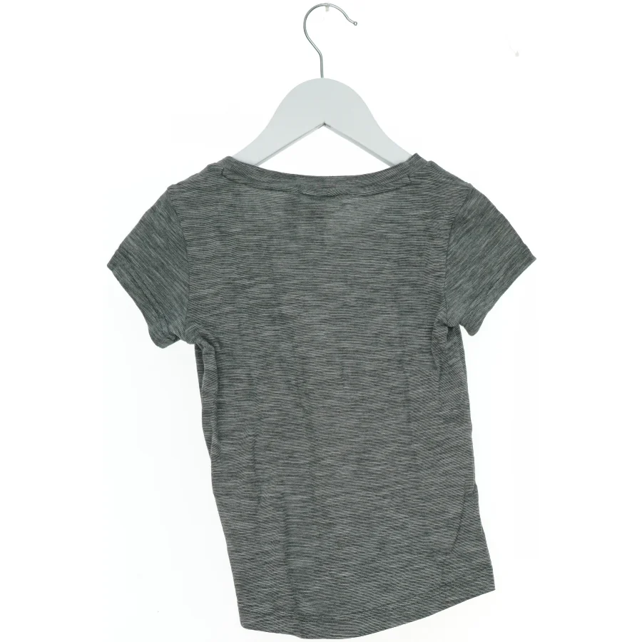 Grå Adidas T-shirt fra Adidas (str. 128)