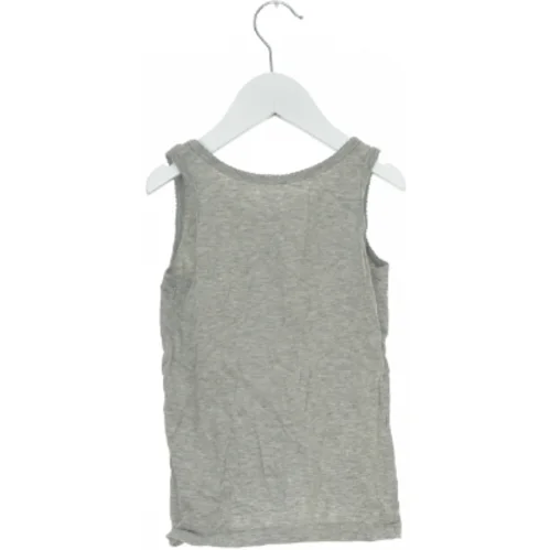 Grå tanktop fra Lupilu (str. 110)