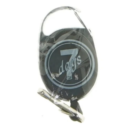 Sort nøglering med udtrækkelig snor fra 7 Days (str. 6 cm)