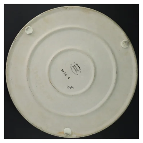 Keramikfad med bladmotiv fra søholm (str. Ø 31 cm)