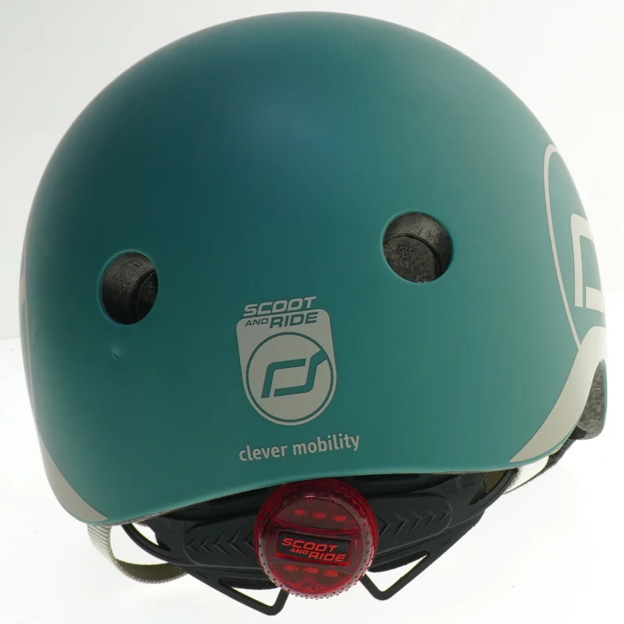 Scoot and Ride hjelm fra Scoot and Ride (str. 23 cm)