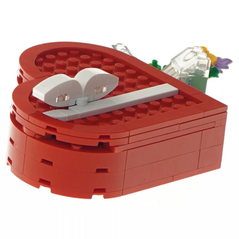 Hjerteformet LEGO æske med blomster fra Lego (str. 10x11 cm)