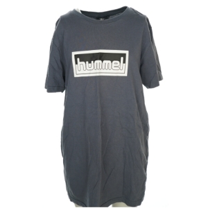 T shirt fra Hummel (str. 176)