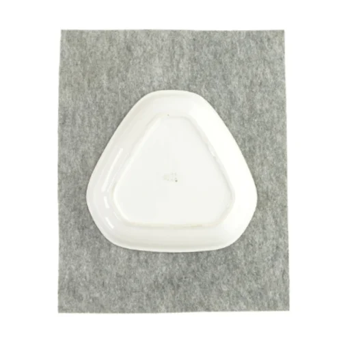 Trekantet fad fra Bing og Grøndahl