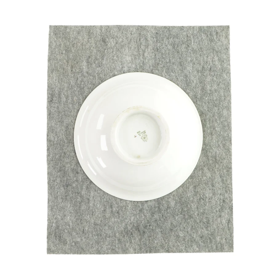 Skål på fod fra Bing og Grøndal