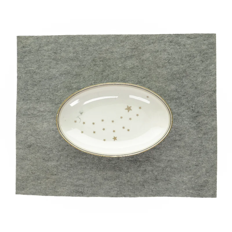 Ovalt fad fra Bing og Grøndahl 