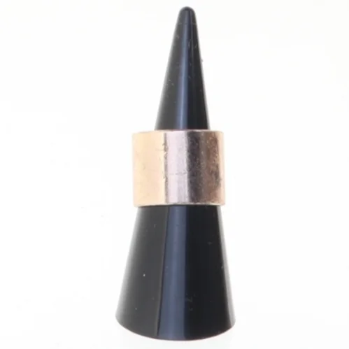 Fingerring (str. Diameter en og en halv cm)