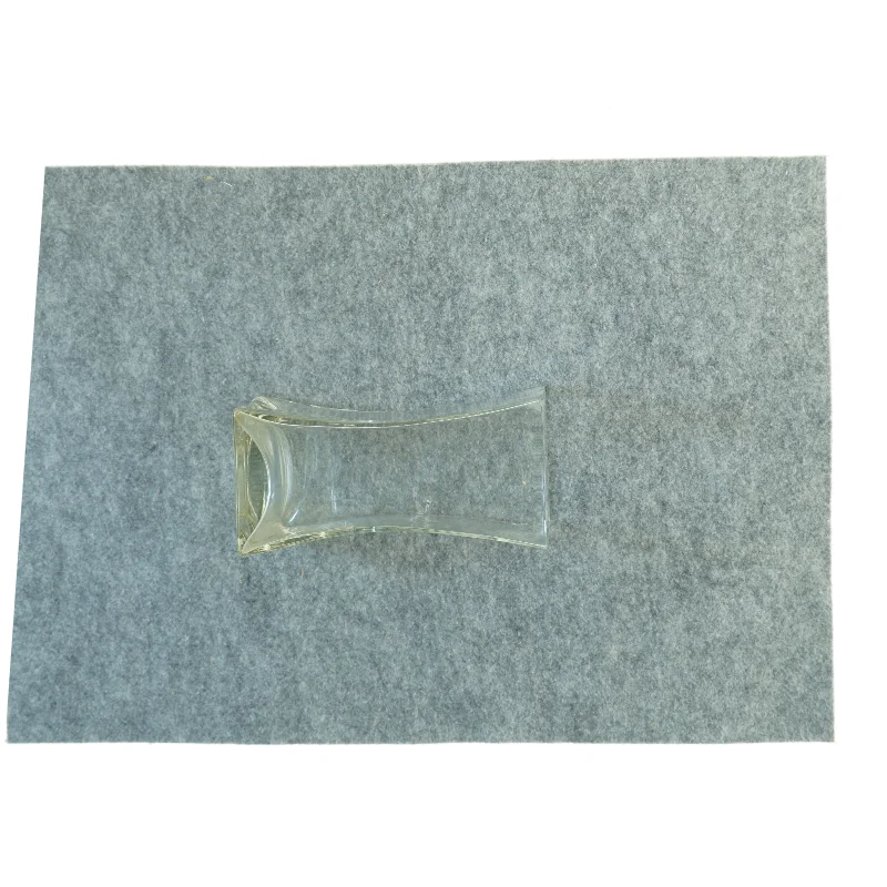 Gennemsigtig glasvase (str. 20 x 10 cm)