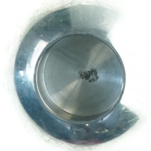 Sølvfarvet skål i rustfrit stål fra Ikea (str. 14 x 11 cm)