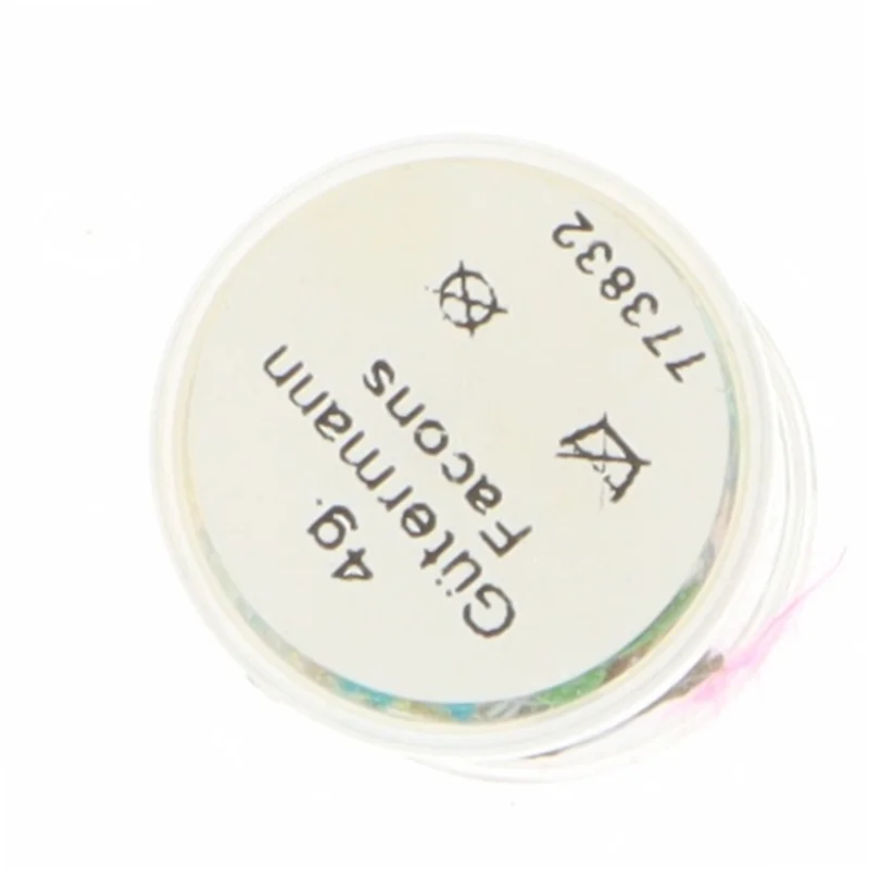 Kreativt konfetti i forskellige farver fra Stof 2000 (str. 5 og en halv cm x 2 og en halv cm)