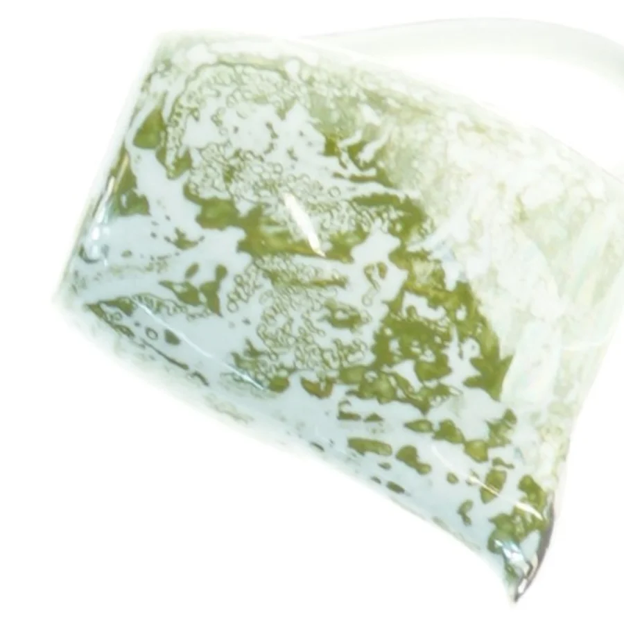 Grøn porcelænsvase fra VIVA (str. 9 x 7 cm)