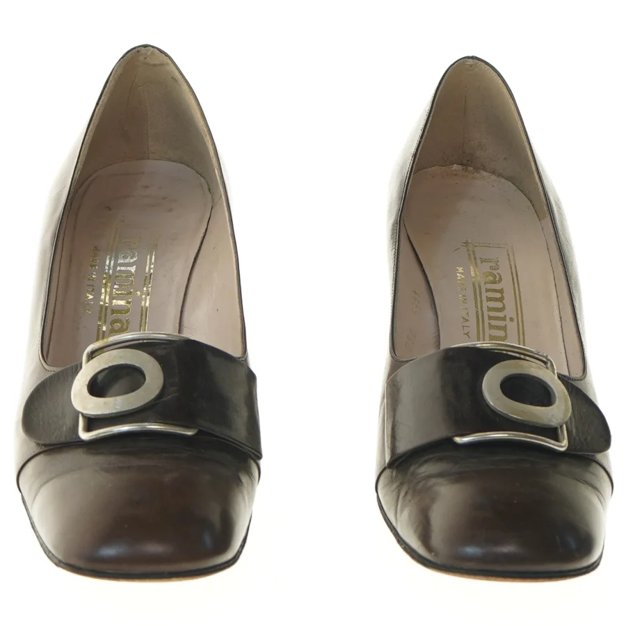 Pumps med hæl (str. 39 )