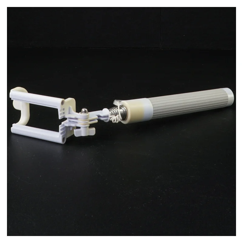 Selfie-stick med kabel (str. 29 cm til 87 cm)