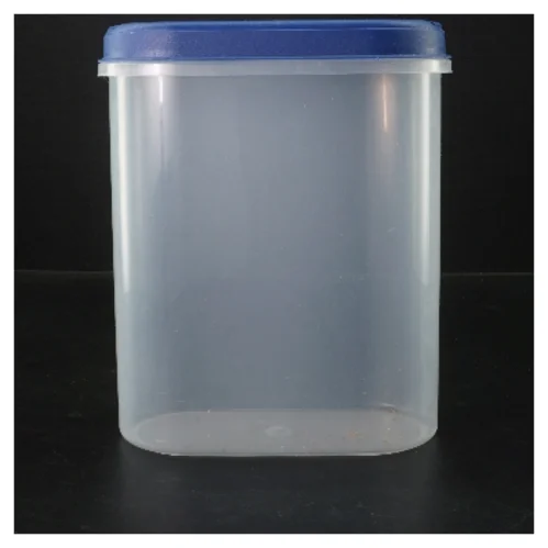 Plastbeholder med blåt låg (str. 19x22x8 cm)