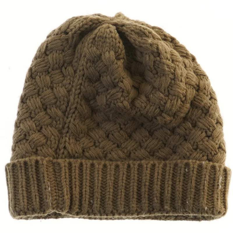 Strikket vinterhue (str. 25,5x23 cm)