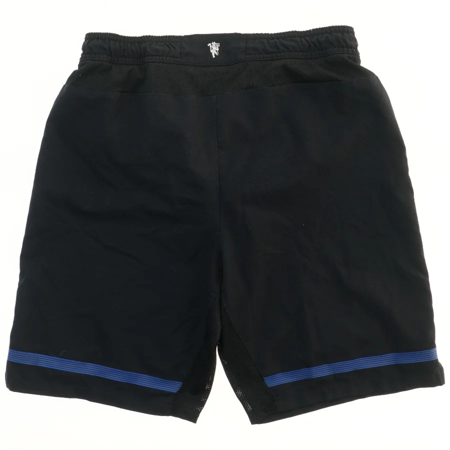 Manchester United shorts fra Nike (str. 152)