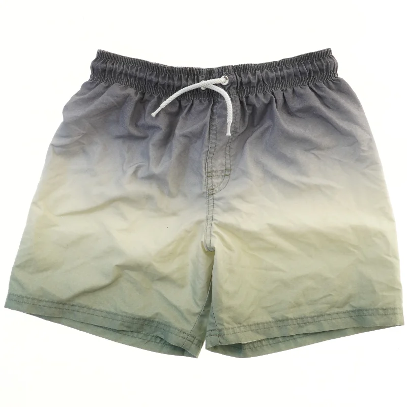 Badeshorts med ombre design fra H&M (str. 146)
