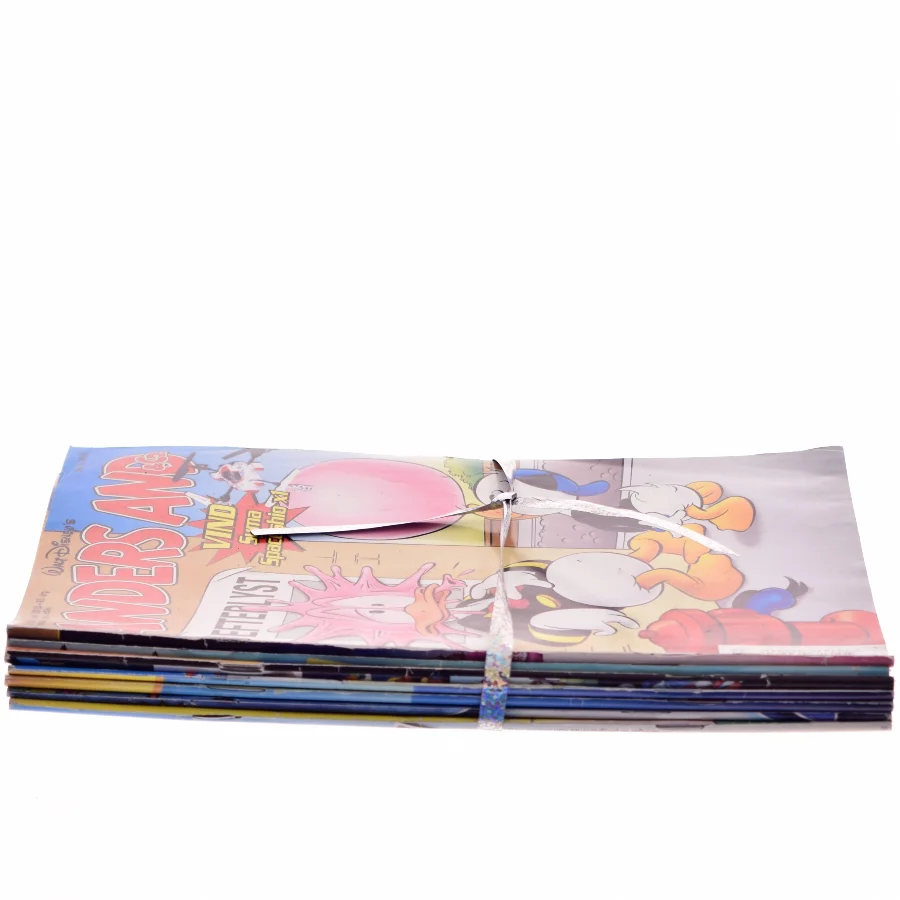 Nr. 16 - April 2015 af Walt Disney (Bog)