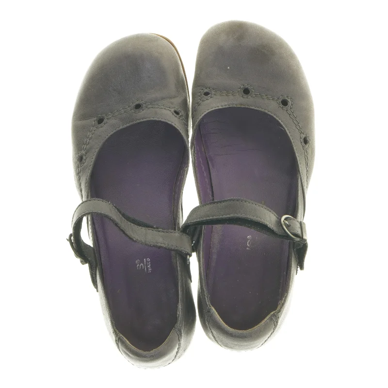 Sko med spænde fra Angulus (str. 38,5 )