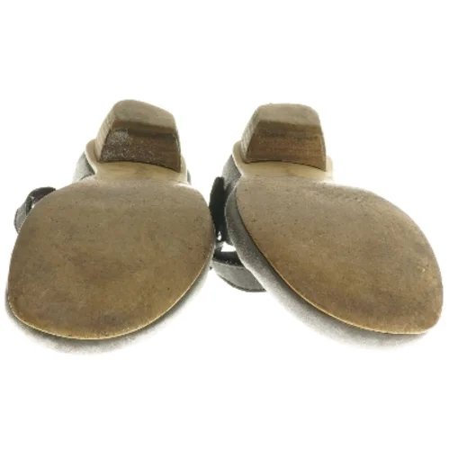 Sko med spænde fra Angulus (str. 38,5 )