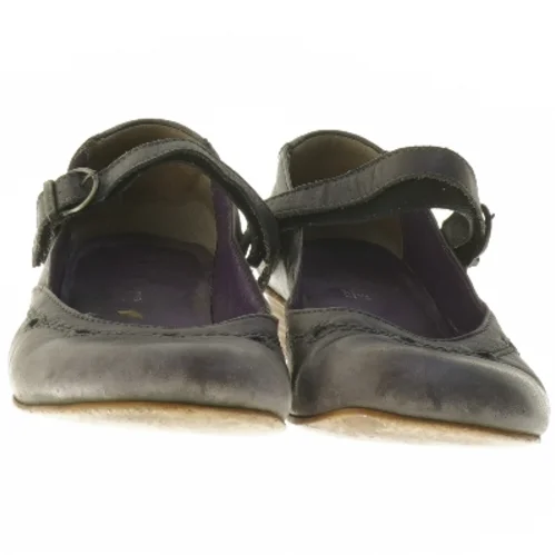 Sko med spænde fra Angulus (str. 38,5 )