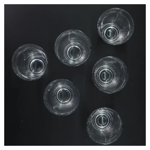 Sæt med 6 drikkeglas (str. 6 stk Ø 8 cm længde 13 cm)