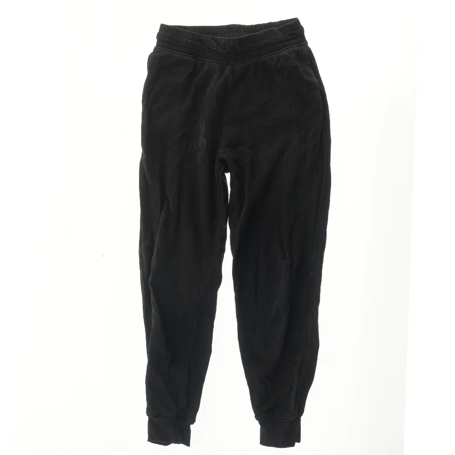 Sorte sweatpants fra H&M (str. 158)