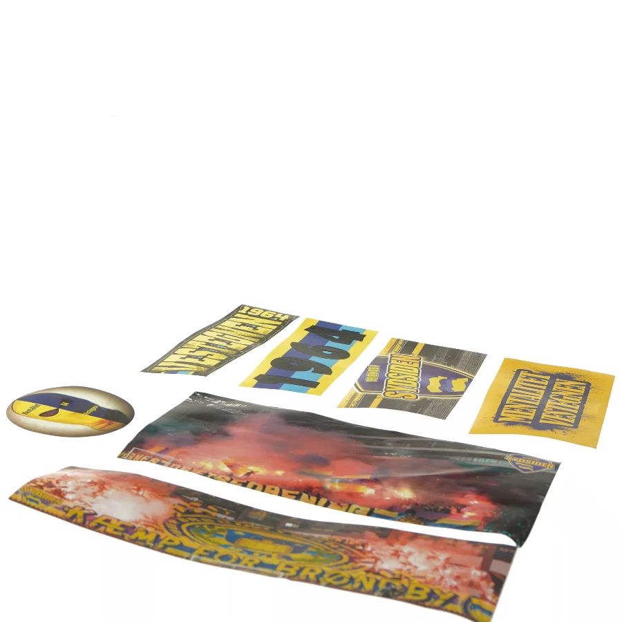 Klistermærker med Brøndby IF tema fra Brøndby IF (str. 8-26 cm)