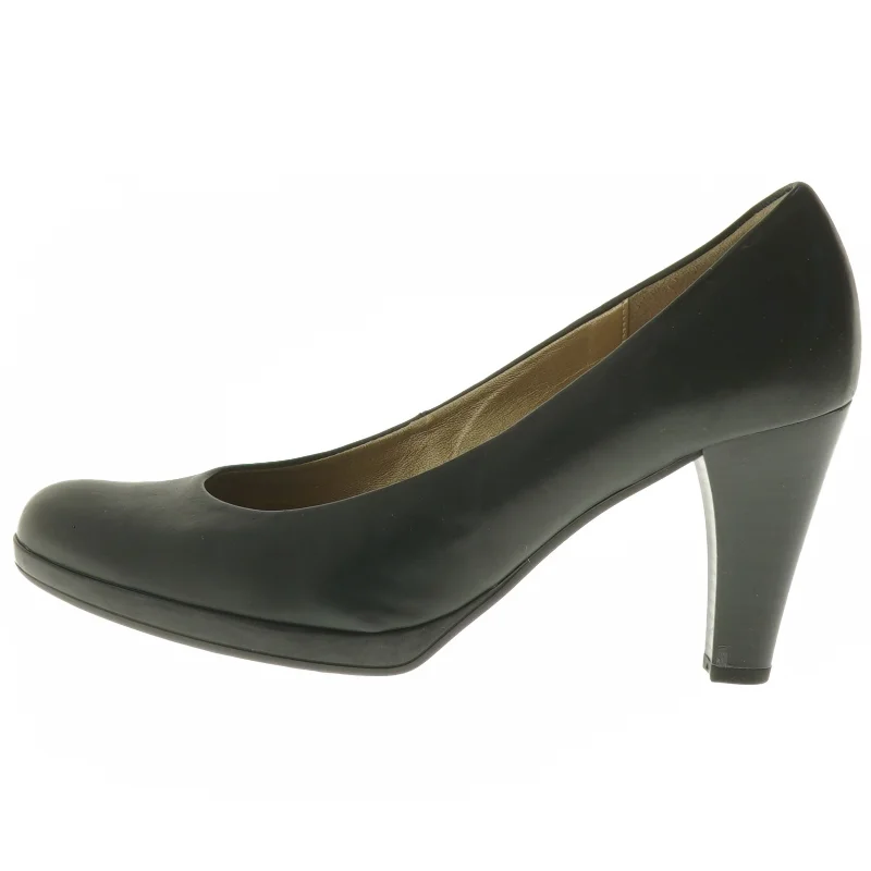 Sort højhælet sko fra Gabor (str. 38 )