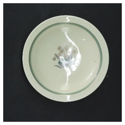 Hjertegræs stel. Porcelænsfad med blomstermotiv fra Royal Copenhagen (str. 13x3 cm)
