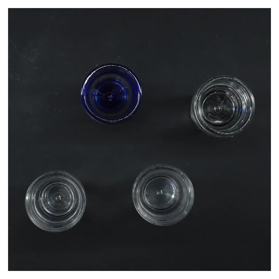 4 Mundblæste  likør/snaps farvede glas fra Sagaform (str. 4 stk Ø 4,5 cm længde 13 cm)