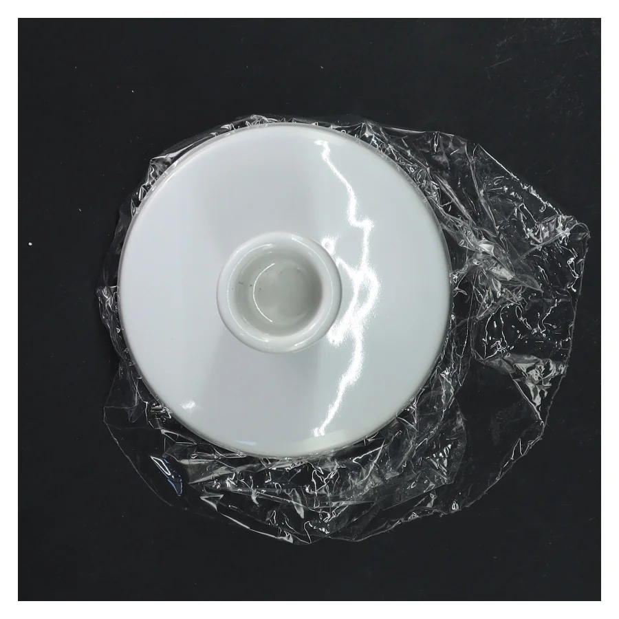 Hvid lysestage fra Ponpon fra Ponpon (str. 12,5 cm)