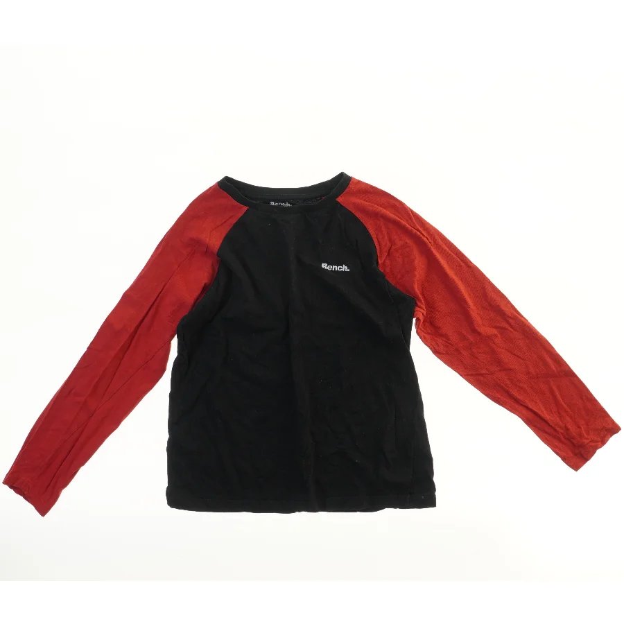 Langærmet bluse med kontrastærmer fra Bench (str. 152)