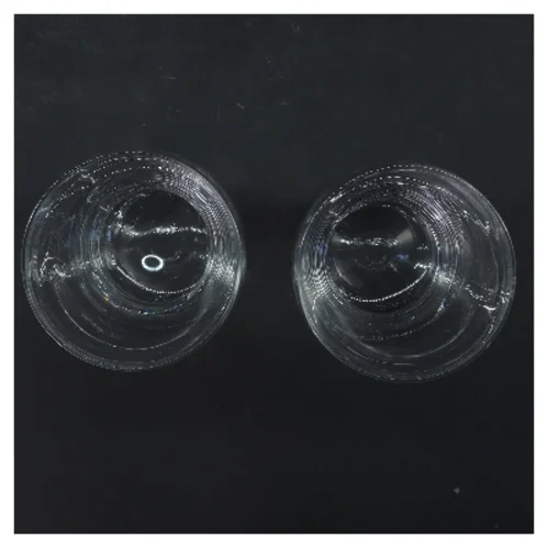 2 smukke  ølglas (str. 2 stk Ø 8 cm længde 18,5 cm)